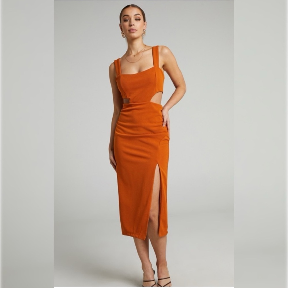 NWT Showpo ‘Milah’ Square Neck Midi